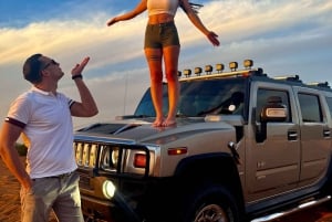 Dubai: Evening Hummer luxurious Desert Tour with photoshoot.