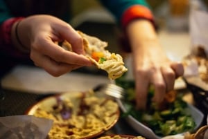 Dubai: Private Foodtour - 10 Verkostungen mit Einheimischen