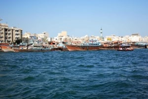 Dubaï : entrée privée dans le cadre, mosquée, souks, dégustations& transfert