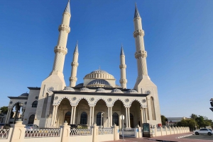 Dubai: privé inkadering, moskee, souks, proeverijen & transfer