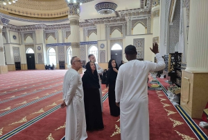 Dubai:Yksityinen kehys, moskeija, Soukit, maistiaiset& kuljetus