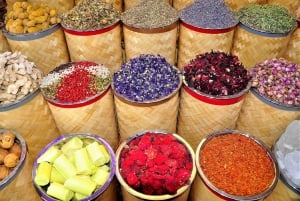 Dubai:Yksityinen kehys, moskeija, Soukit, maistiaiset& kuljetus