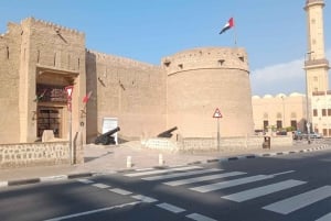 Dubai: Private ganztägige oder halbtägige Städtetour mit emiratischem Mittagessen