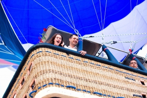 Dubai: Private Hot Air Balloon Flight