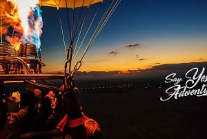 Dubaï : Visite privée en montgolfière au-dessus du désert de Dubaï