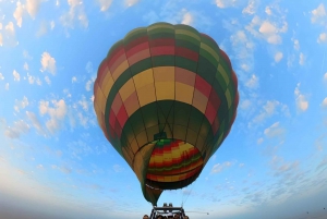 Dubai: Passeio particular de balão de ar quente sobre o deserto de Dubai