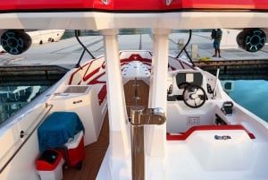 Dubai: Private Luxury Speed Boat with Sightseeing Tour