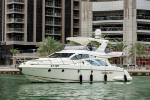 Dubai: Private Luxury Yacht Cruise for up to 20 People