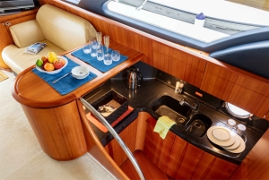 Dubai: Privat luksusyacht-krydstogt for op til 20 personer