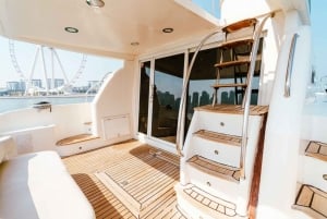 Dubai: Privat lyxjakttur på en 50-fots yacht