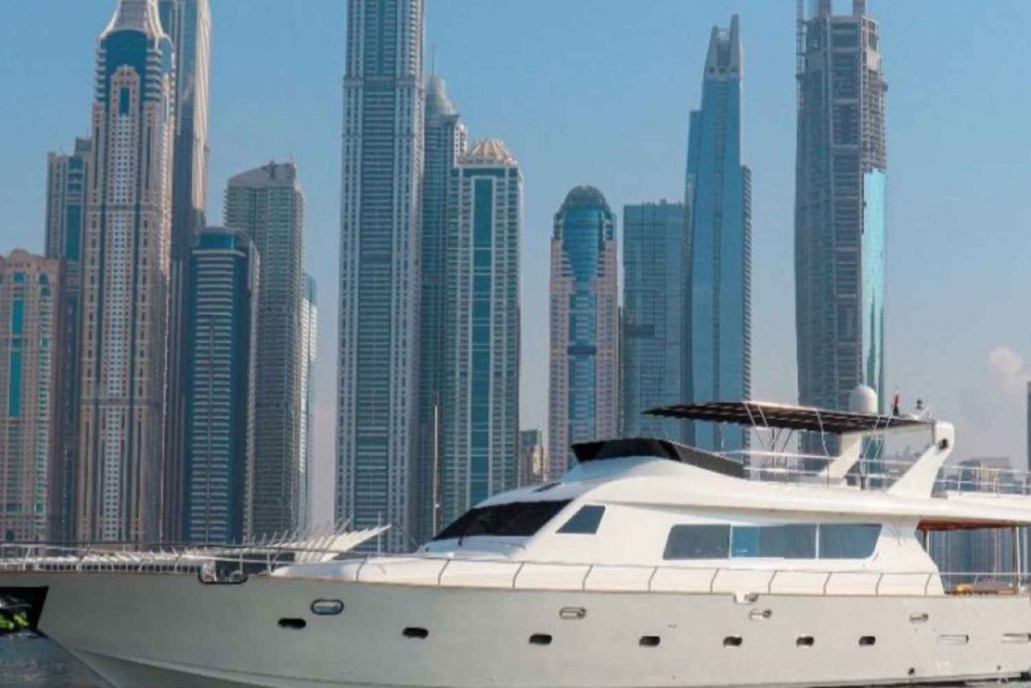 Luksusowy jacht Dubai Private Marina dla grupy