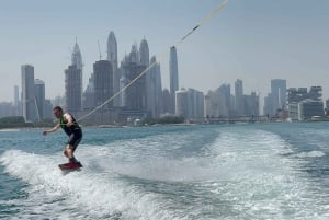 Dubai: Private Speedboat & Wakeboard with Ice Cream Treat!