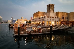 Dubaï : Visite privée de la crique, des souks, du cadre et de Burj Khalifa