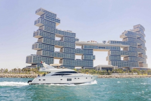 Dubai: Privé VIP Luxe Jacht Tour met BBQ & Drankjes