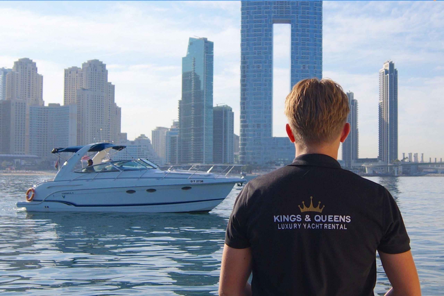 Dubai: Private Yacht Cruise on a 34ft Yacht