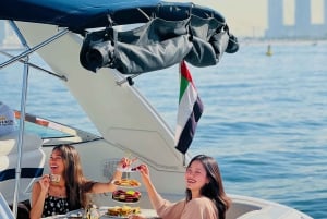 Dubai: Private Yacht Cruise with High Tea and Skyline Views