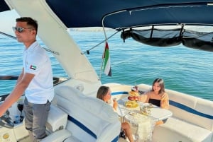 Dubai: Private Yacht Cruise with High Tea and Skyline Views