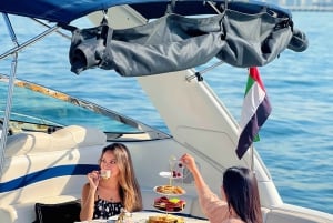 Dubai: Private Yacht Cruise with High Tea and Skyline Views