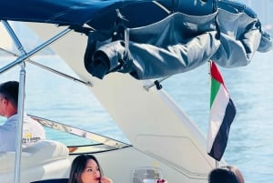Dubai: Private Yacht Cruise with High Tea and Skyline Views