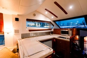 Dubai: Yksityinen jahtiristeily, johon voi lisätä gourmet-ruokaa