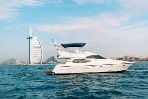 Dubai: Yksityinen jahtiristeily, johon voi lisätä gourmet-ruokaa