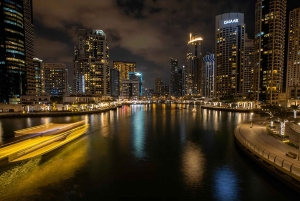 Dubaï : expérience en yacht privé avec barbecue ou repas léger