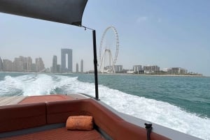 Dubai : Tour privado en yate con baño en Palm Jumeirah