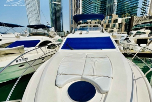 Dubai: Private Yacht Tour