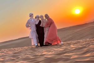 Dubai: Red Dunes Ilta Quad Bike, Dune Blast with BBQ (Dyyni räjähdys BBQ)
