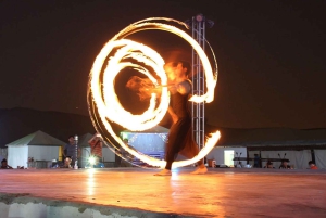 Dubai: Red Dunes Ilta Quad Bike, Dune Blast with BBQ (Dyyni räjähdys BBQ)