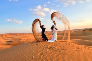 Dubai: Red Dunes Ilta Quad Bike, Dune Blast with BBQ (Dyyni räjähdys BBQ)