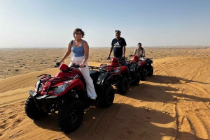 Dubai: Red Dunes Ilta Quad Bike, Dune Blast with BBQ (Dyyni räjähdys BBQ)