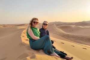 Dubai: Red Dunes Ilta Quad Bike, Dune Blast with BBQ (Dyyni räjähdys BBQ)