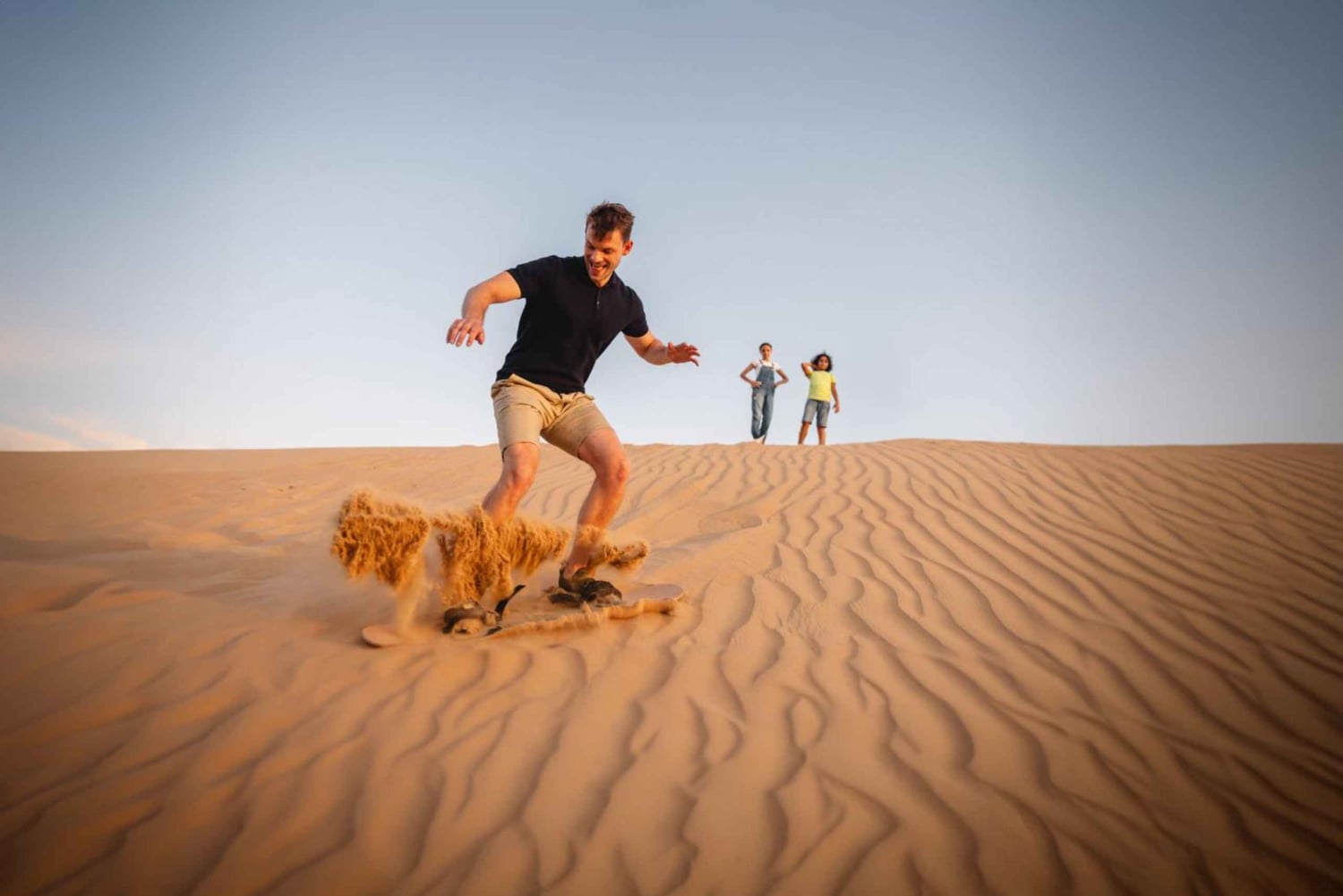 Dubaï : Promenade matinale dans le désert des Dunes rouges en quad, buggy ou 4x4