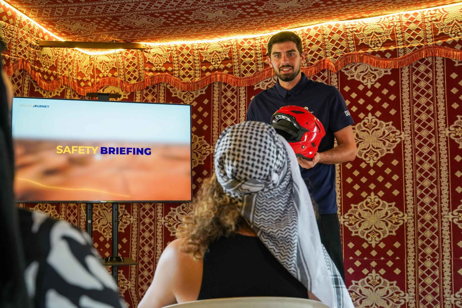 Дубай: экскурсия по красным дюнам на квадроцикле или Side by Side