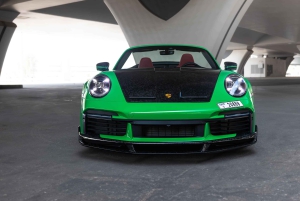 Dubai: Porsche 911 Turbo S huren