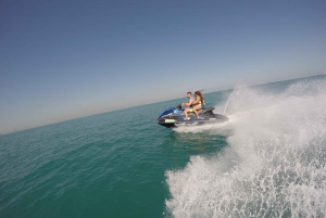 Dubái: aventura escénica en moto de agua