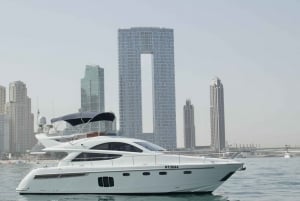 Crociera sul mare di Dubai: Nuota, abbronzati e visita la città con uno snack