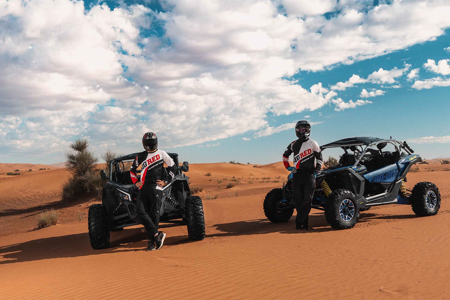 Dubai: Aventura no deserto guiada por um buggy com tração às quatro rodas