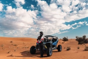 Dubai: Aventura guiada por el desierto en buggy 4x4 autoconducido