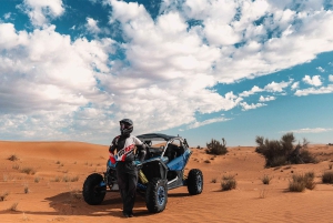 Dubai: Aventura no deserto guiada por um buggy com tração às quatro rodas