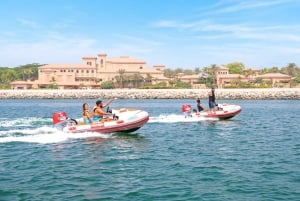 Dubai: Selvkjørende båtopplevelse for 1 eller 2 personer