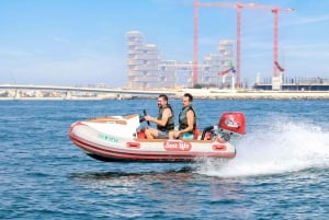 Dubaï : Expérience en bateau autoguidé pour 1 ou 2 personnes