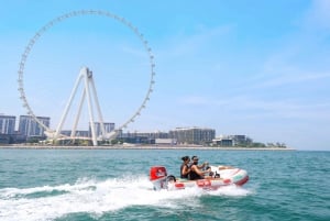 Dubai: Self-Drive Boat Experience 1 tai 2 hengelle.