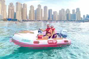 Dubai: Self-Drive Boat Experience for 1 or 2 People