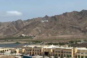 Dubai/Sharjah: Excursión de un día a la ciudad de Hatta y las montañas de Hajar