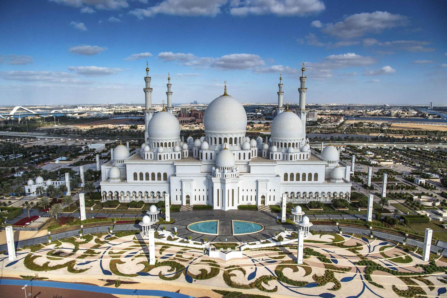 Dubai: Moschea dello Sceicco Zayed e Palazzo degli Emirati Tour di un giorno intero