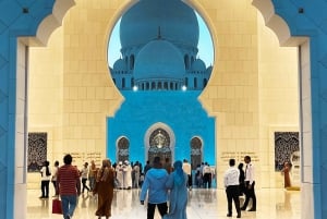 Dubai: Sjeik Zayed Moskee & Qasr Al Watan Tour met Pickup