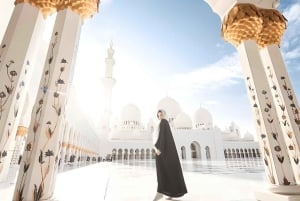 Dubai: Sheikh Zayed Mosque & Warner Bros w/ Transfer