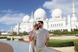 Dubai: Sheikh Zayed Mosque & Warner Bros w/ Transfer